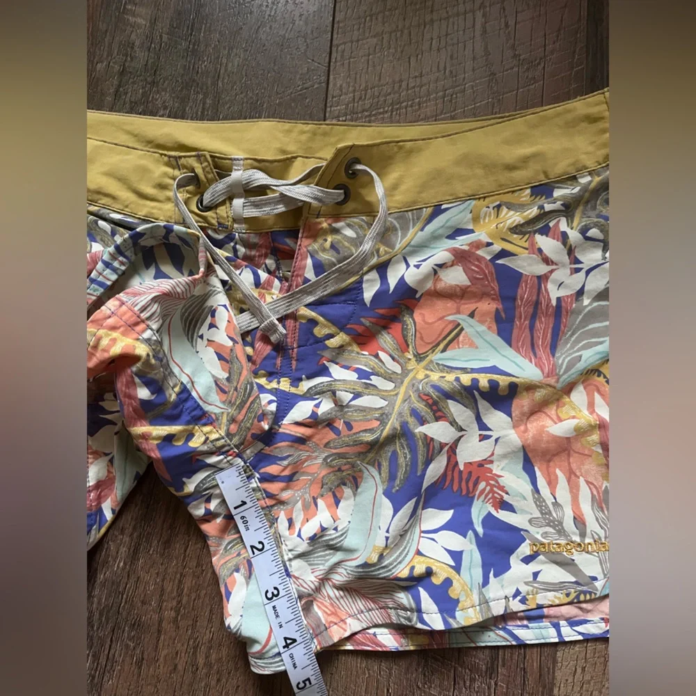 Tropical Print Women's Board Shorts - Picture 10 of 13